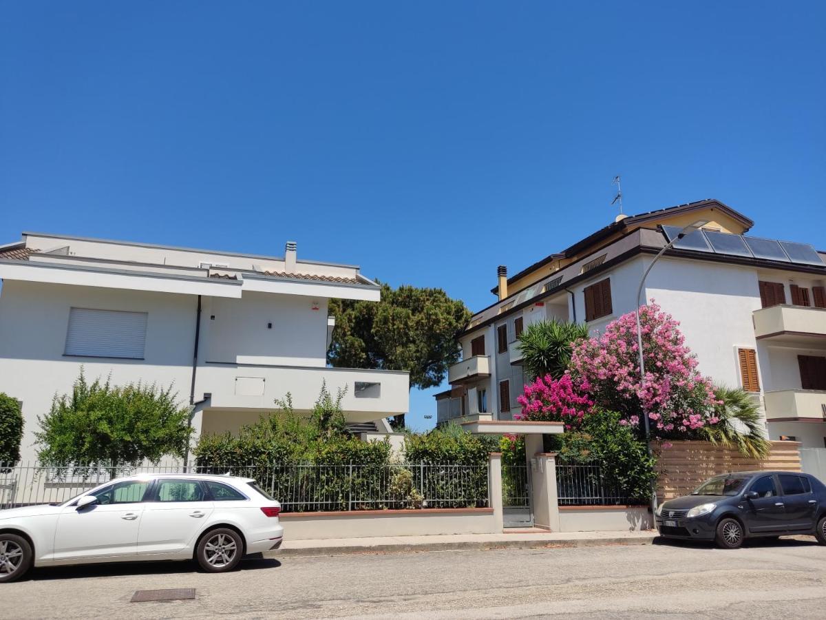 Apartamento Lillananna Reload Porto SantʼElpidio Exterior foto